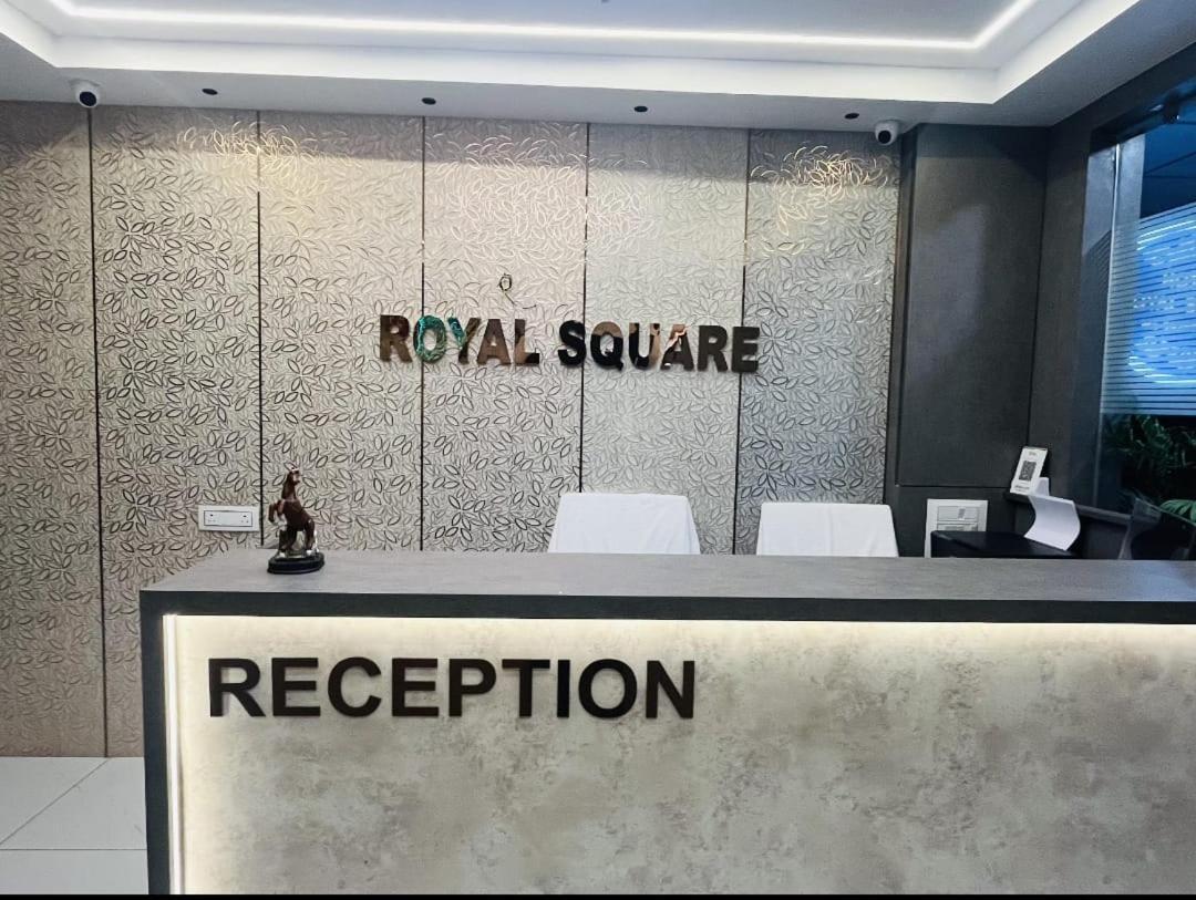 Hotel Royal Square Gandhinagar Exterior photo
