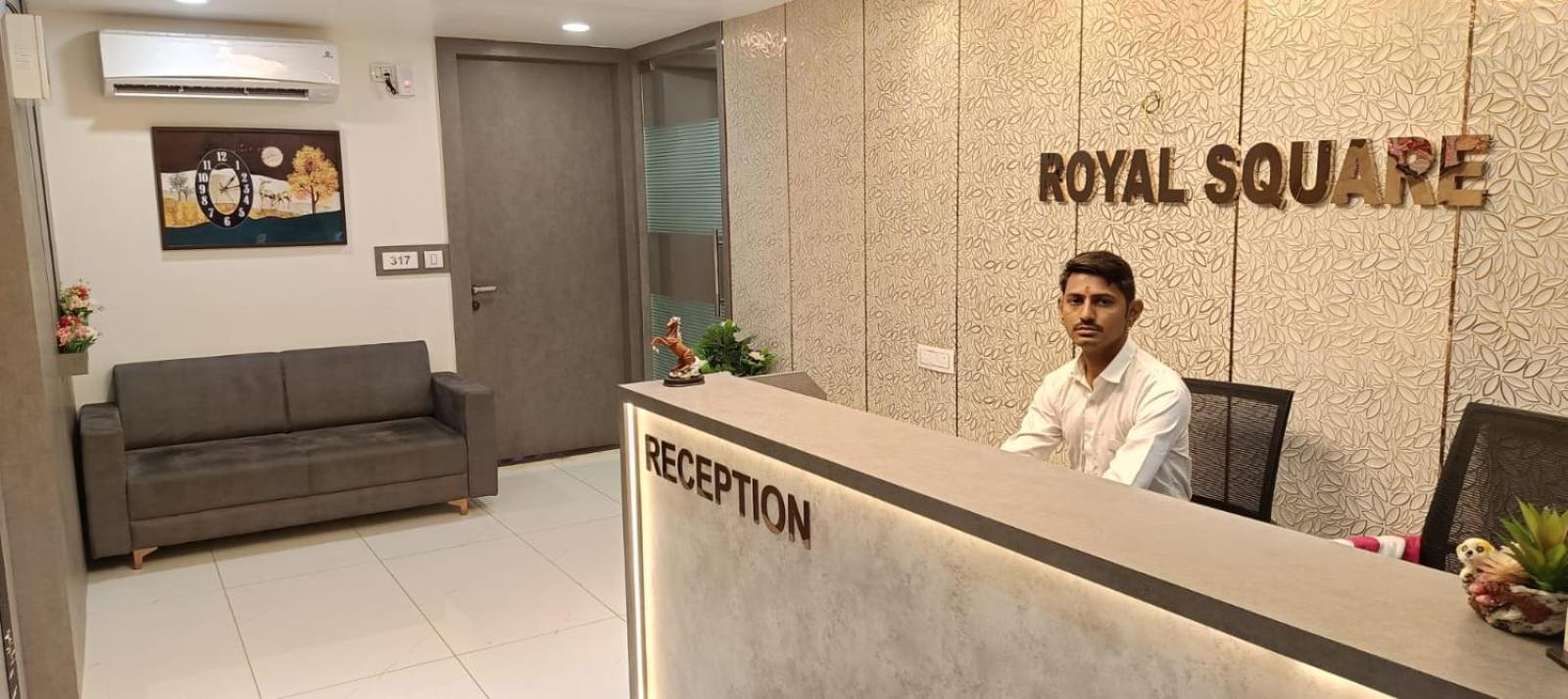 Hotel Royal Square Gandhinagar Exterior photo